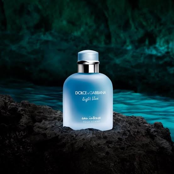 Dolcee & Gabbana Light Blue Eau Intense Pour Homme (Xurry)